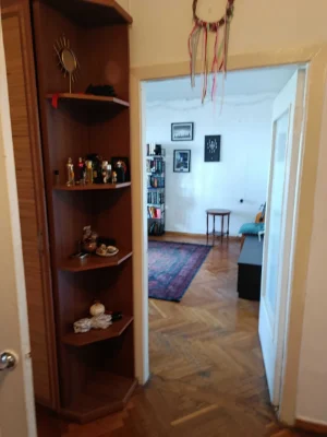 Продам 2-у квартиру,центр,цегла,газ,"спецпроєкт",метро Палац