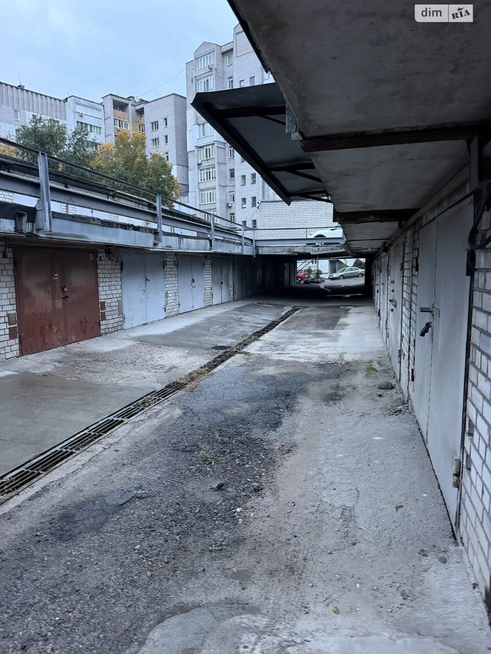For Sale: Detached Garage, Prospect Polya