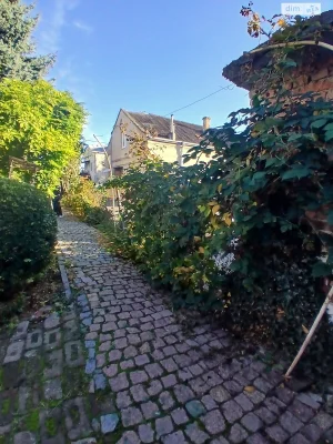 Long-Term Rental House in Шевchenkivsky District