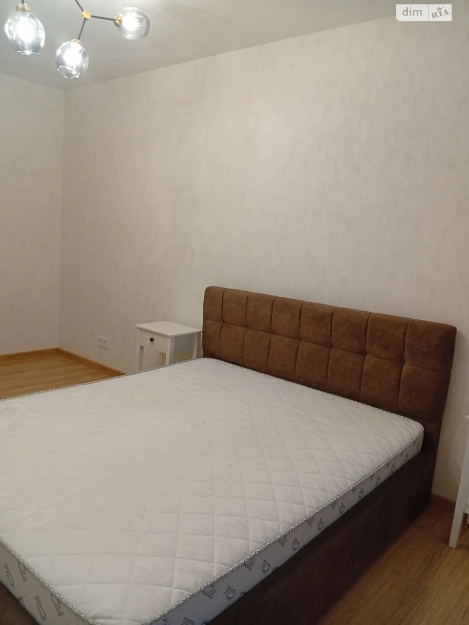 Long-Term Rental Apartment, Podil'