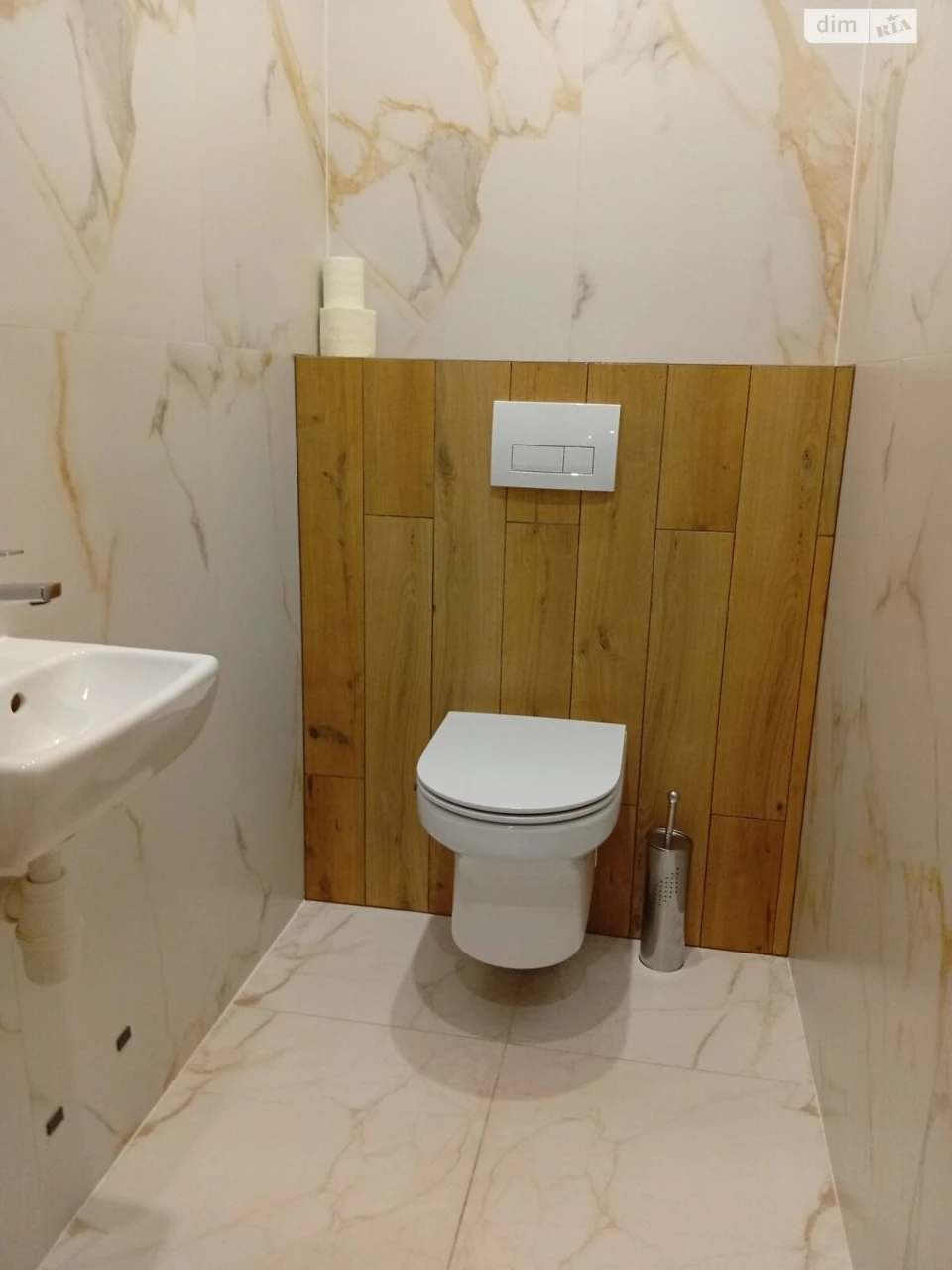 Long-Term Rental Apartment, Podil'