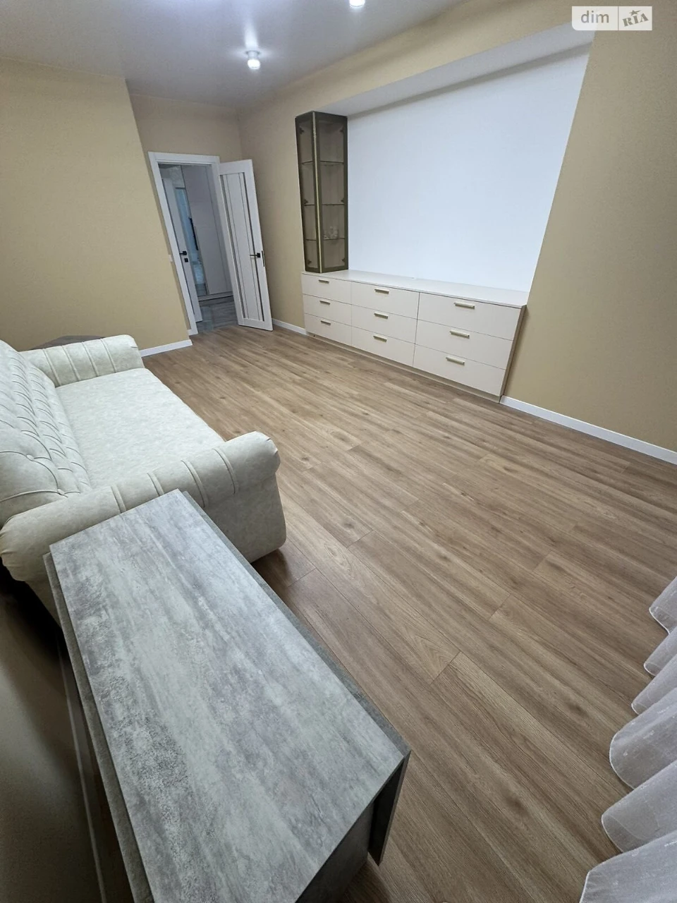 Long-Term Rental Apartment Santa Barbara