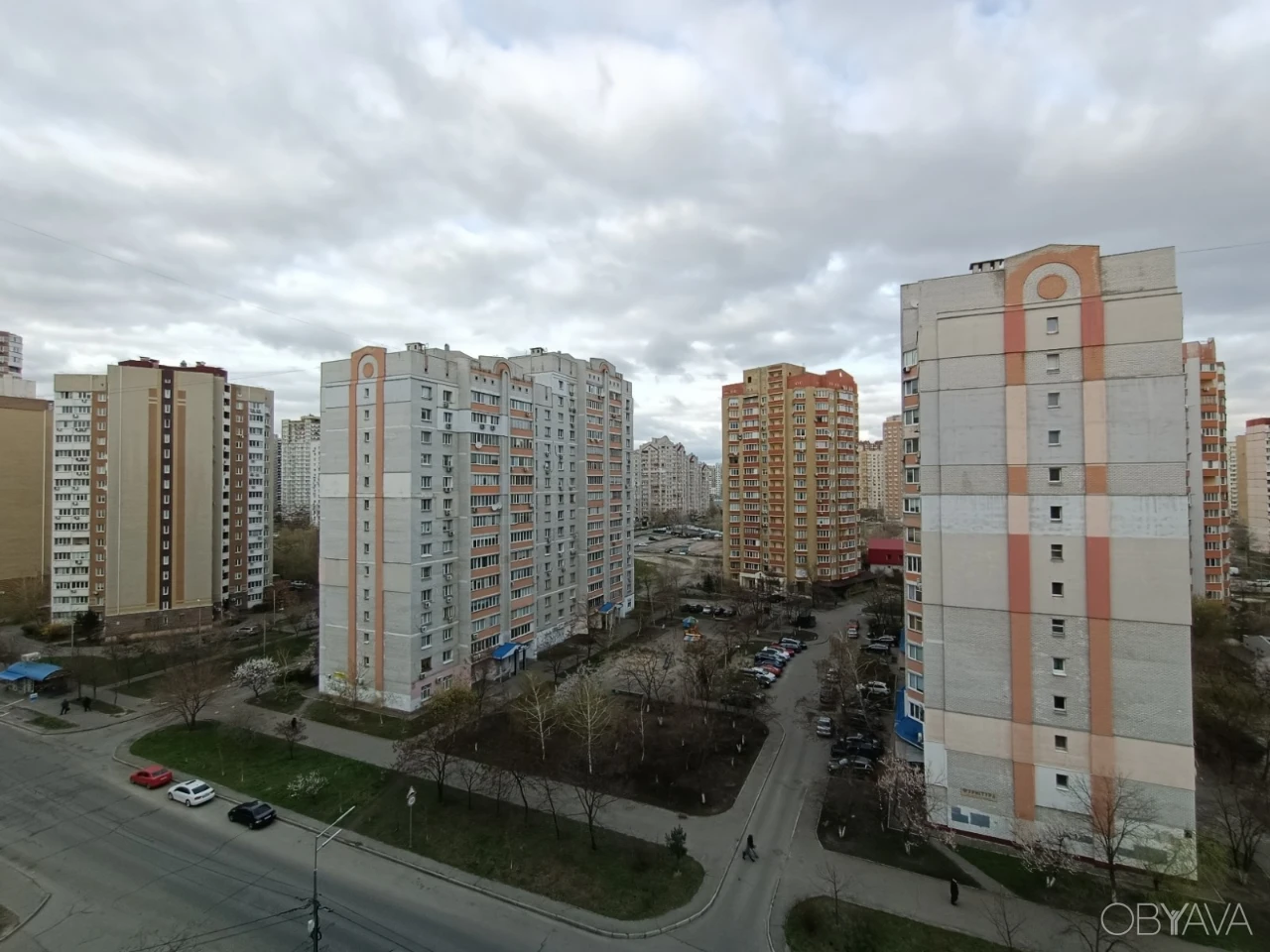 2-bedroom apartment, 65 sq m, 10th floor, Urlivska 3, courtyard, lake view, furnished