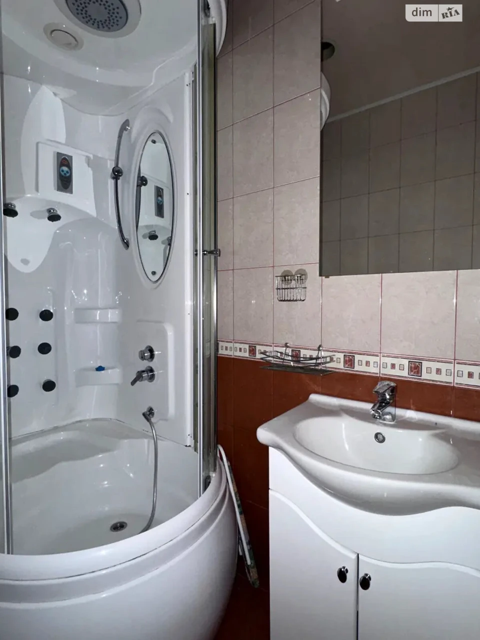 Long-Term Rental Apartment, Podil