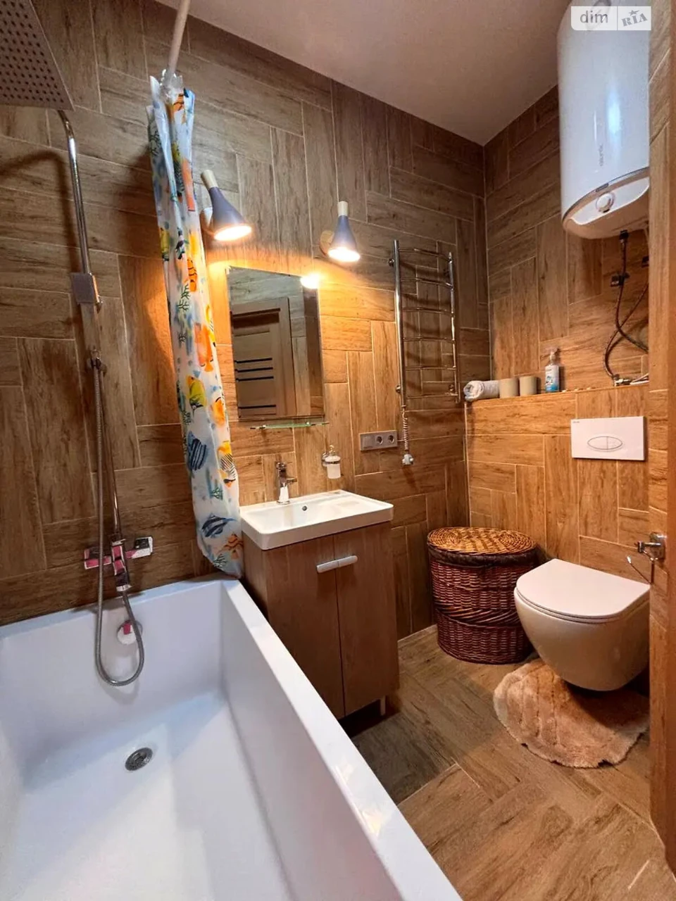 Long-Term Rental Apartment, Holosiiv