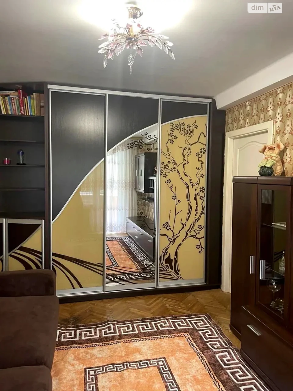 Long-term Rental Apartment, Perhotravnevyi Massiv