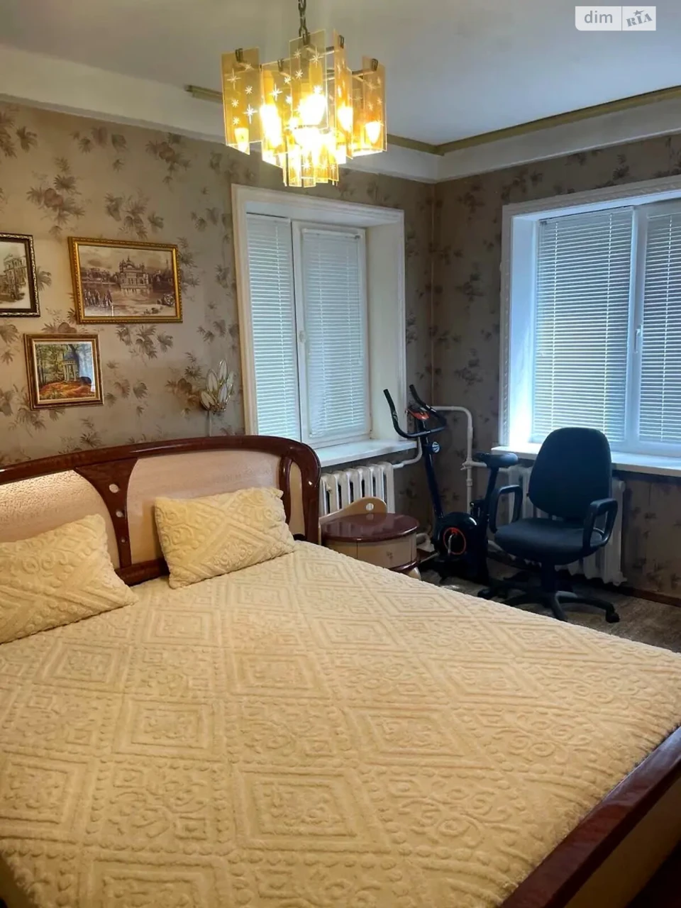 Long-term Rental Apartment, Perhotravnevyi Massiv