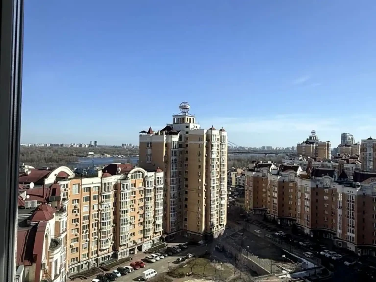 1-bedroom apartment for rent, 57.2 m2, 15th floor.