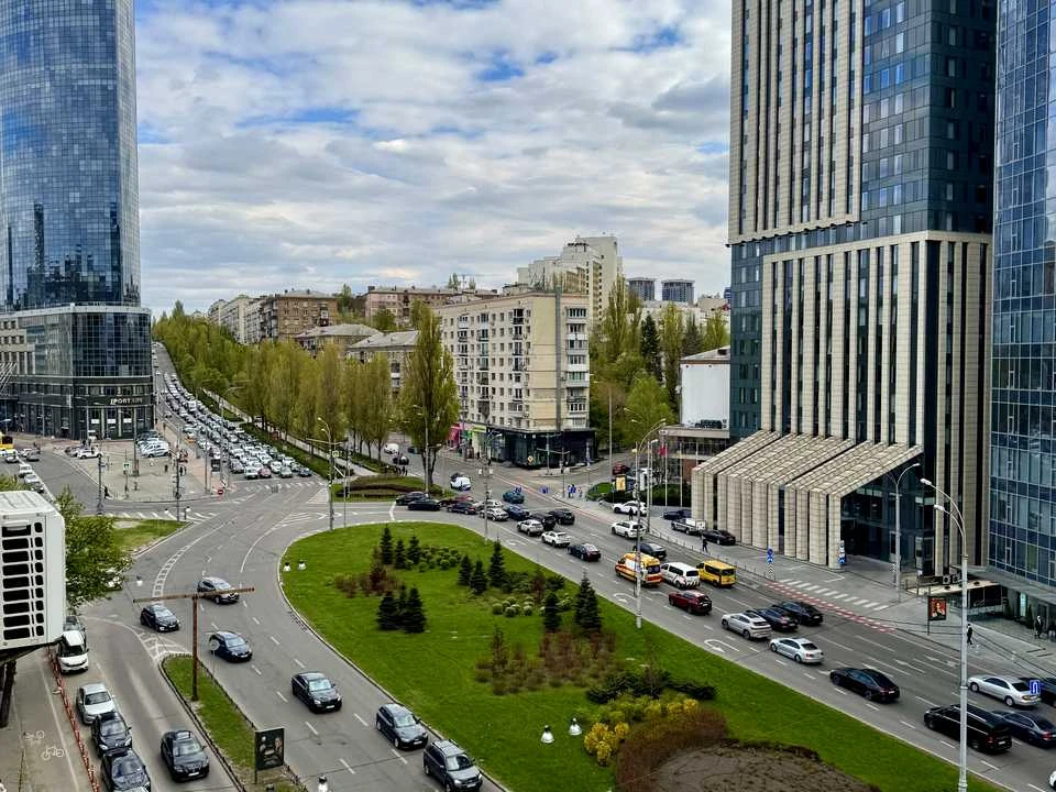 Квартира. Київ, Басейна вул.