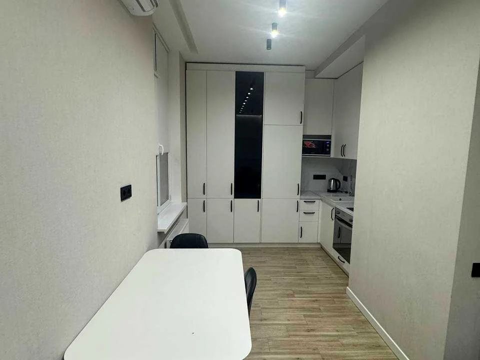 Apartment. Nagirna Street, Kyiv