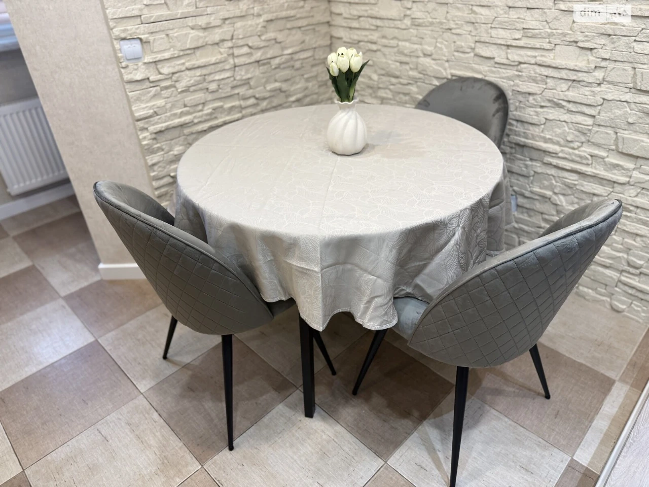 Long-Term Rental Apartment, Left Bank