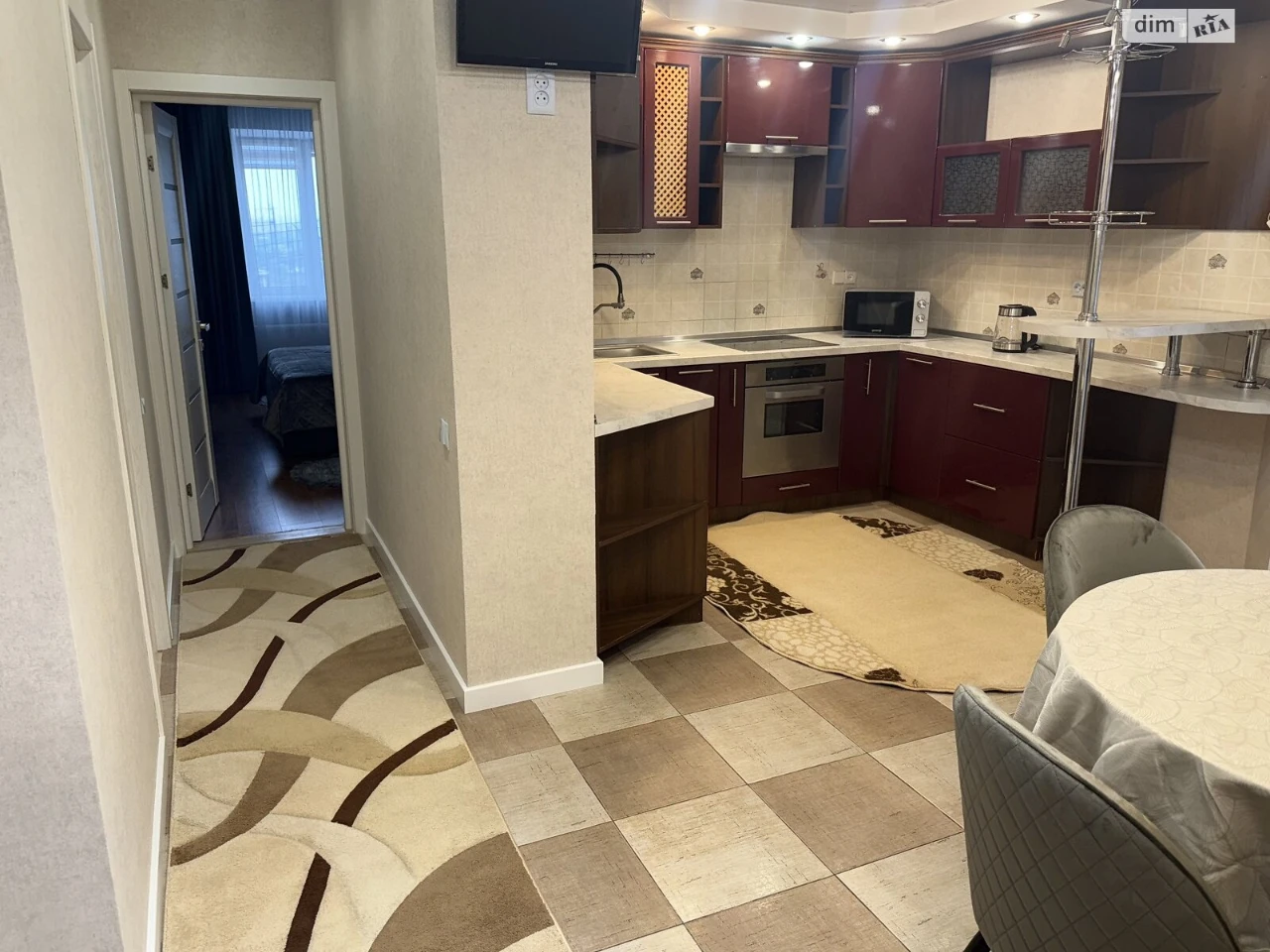 Long-Term Rental Apartment, Left Bank