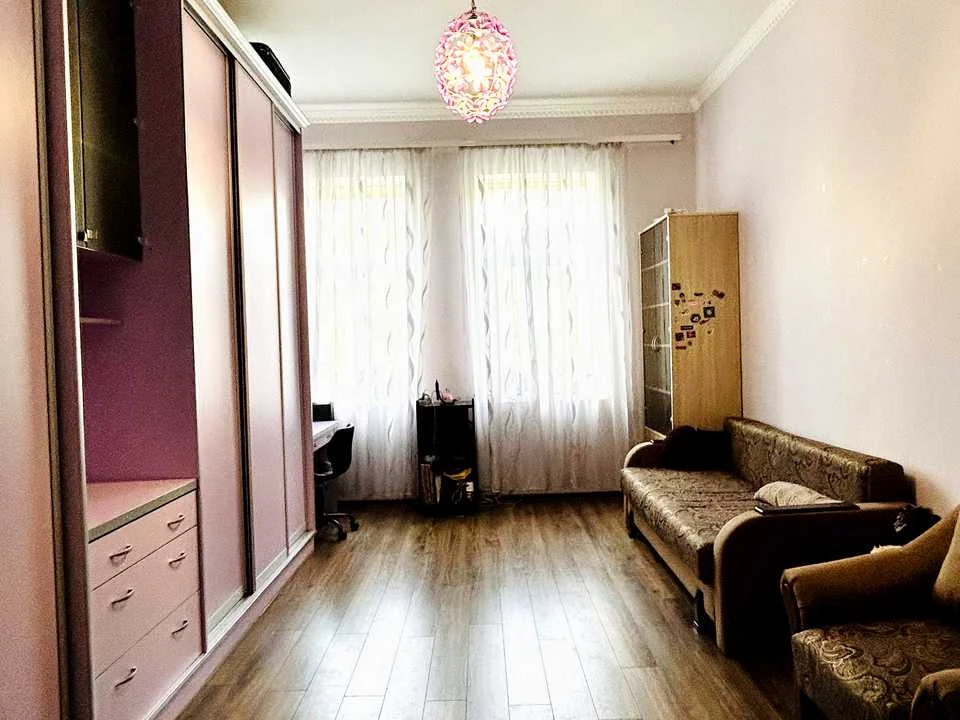 Квартира. Львів, вулиця Олени Степанівни