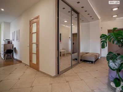 Apartment for Sale in Шевchenkivsky District