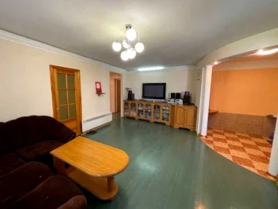 Apartment. Dnipro, Menachem-Mendel Schneerson st.