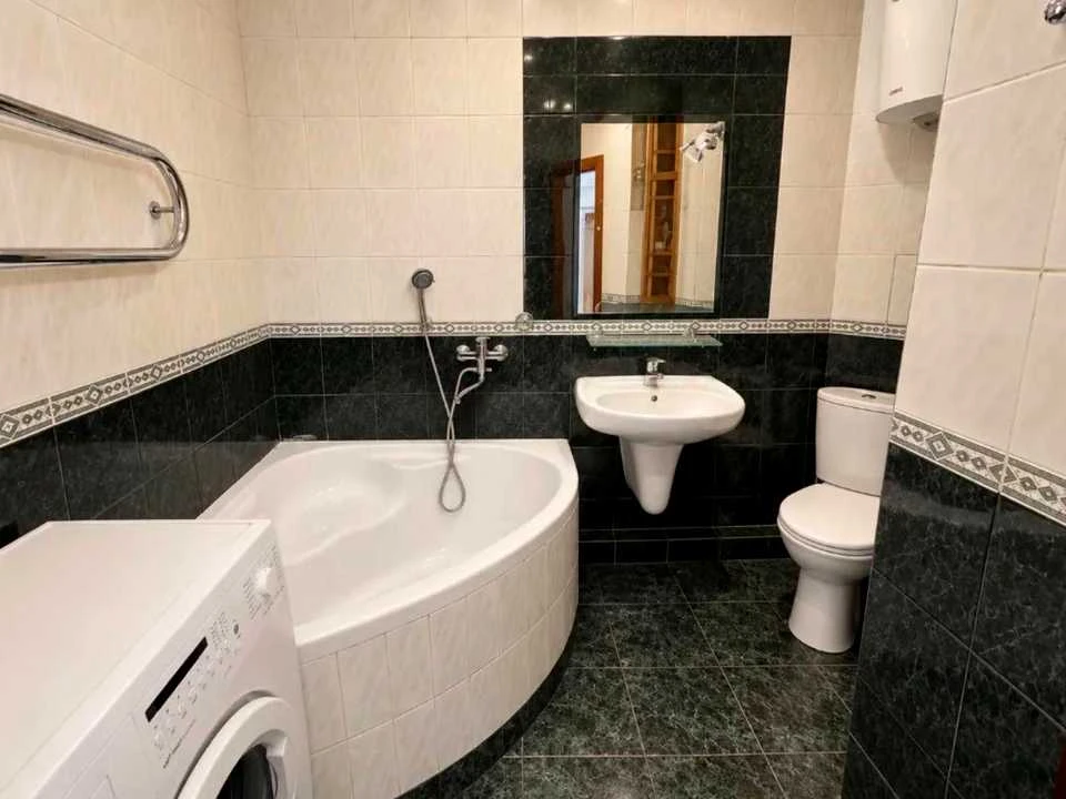 Apartment. Dnipro, Menachem-Mendel Schneerson st.