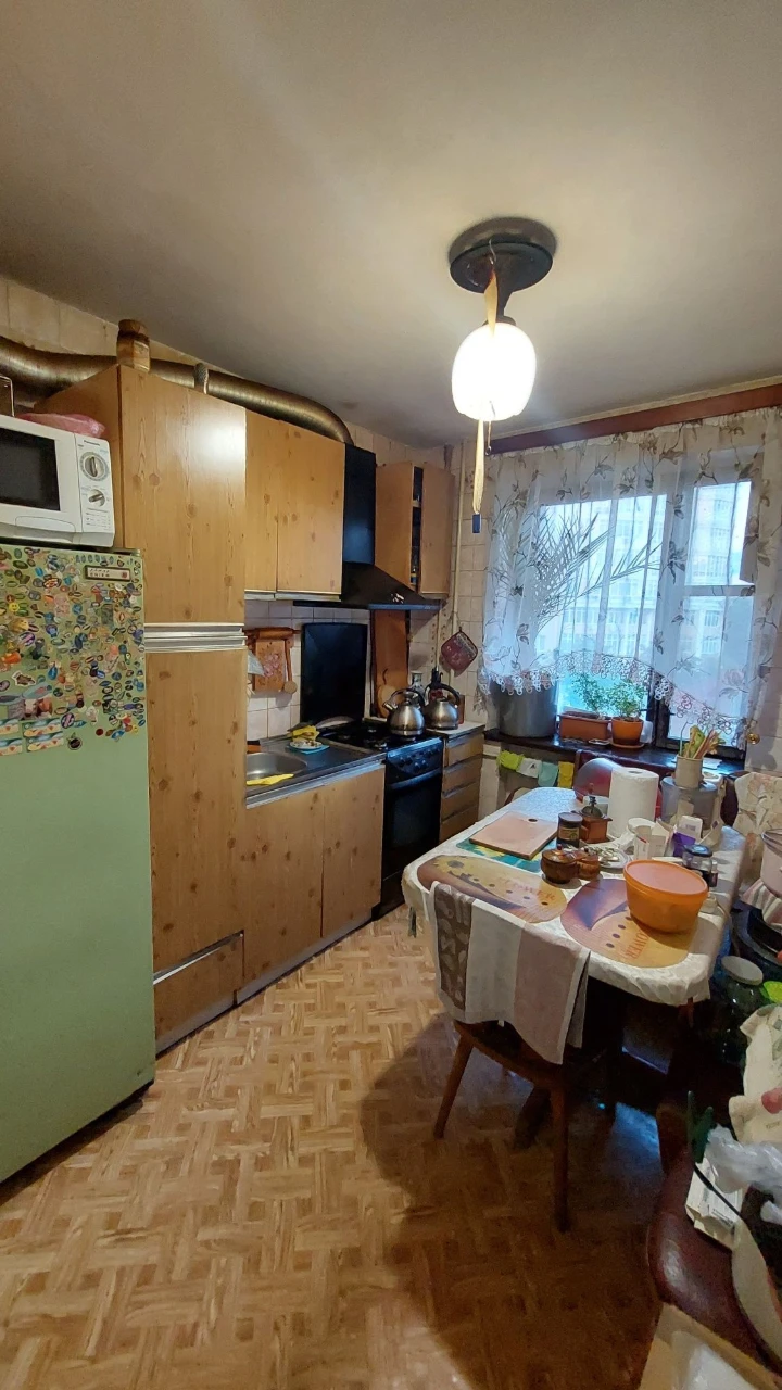 Продам 2 кімнатну квартиру. Вул. Посмітного. Море. Цегляний