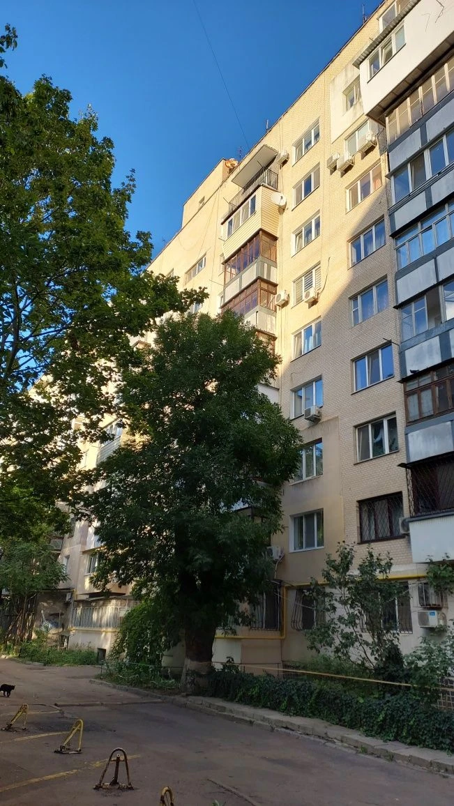 Продам 2 кімнатну квартиру. Вул. Посмітного. Море. Цегляний