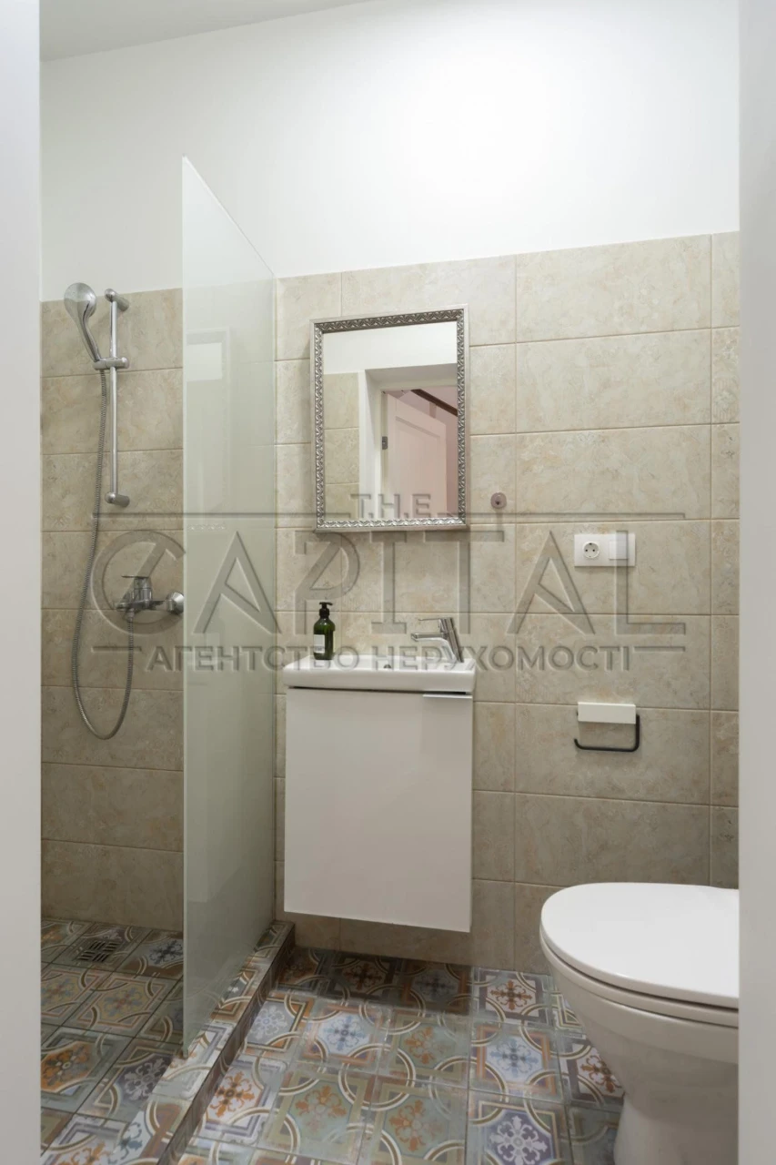 Дом 4 комнаты, 200 м² - Дарницкий, паркинг