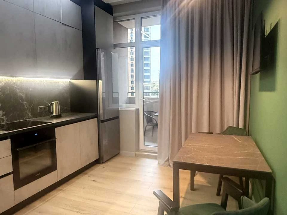Apartment. Odessa, Kurortny Prospect