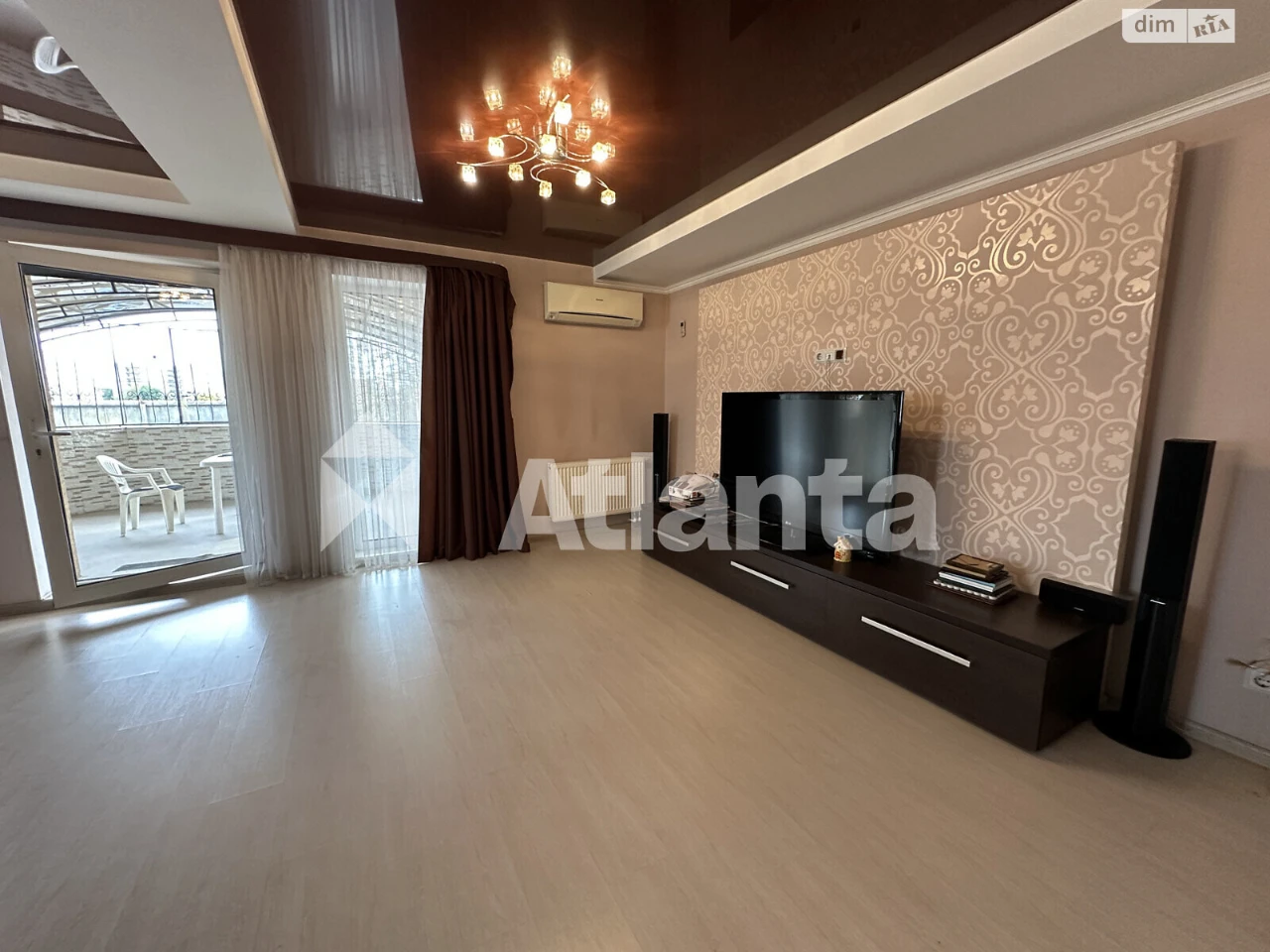 Long-Term Rental Apartment Near Zamost