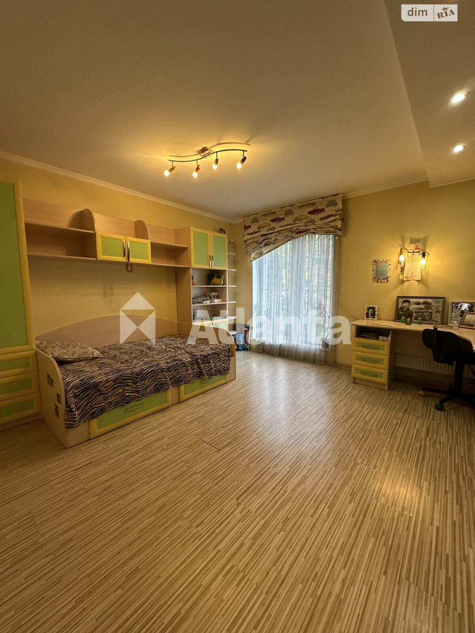 Long-Term Rental Apartment Near Zamost
