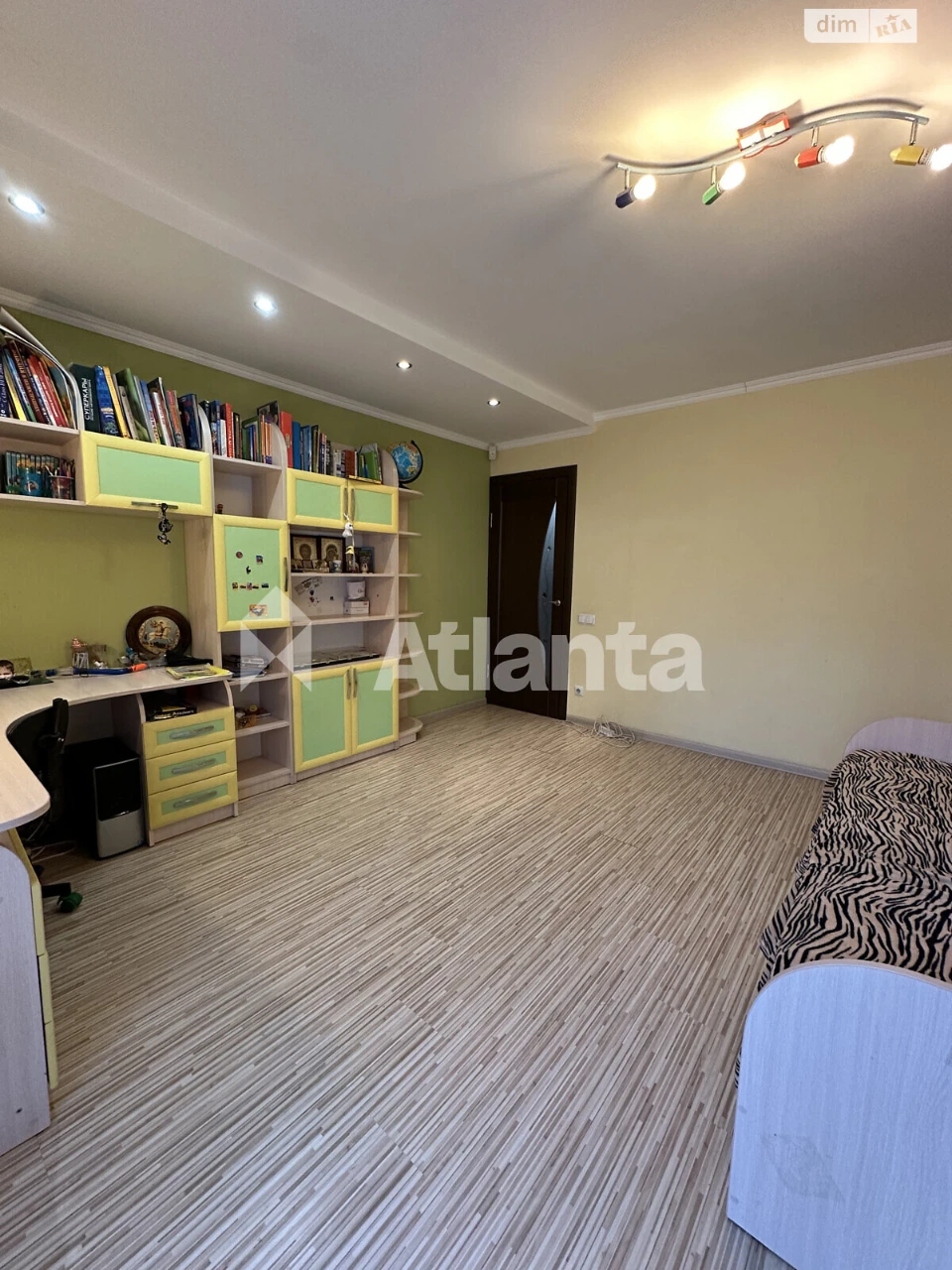 Long-Term Rental Apartment Near Zamost
