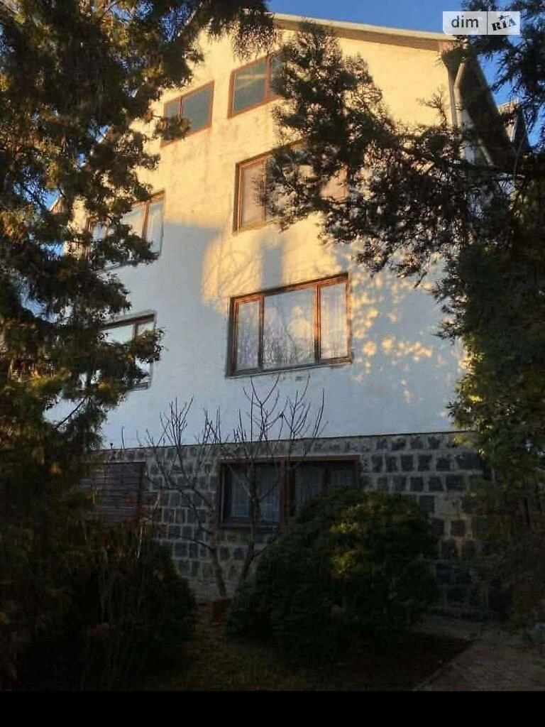 Цегляний будинок 200 м² у Компотному районі, 6 соток