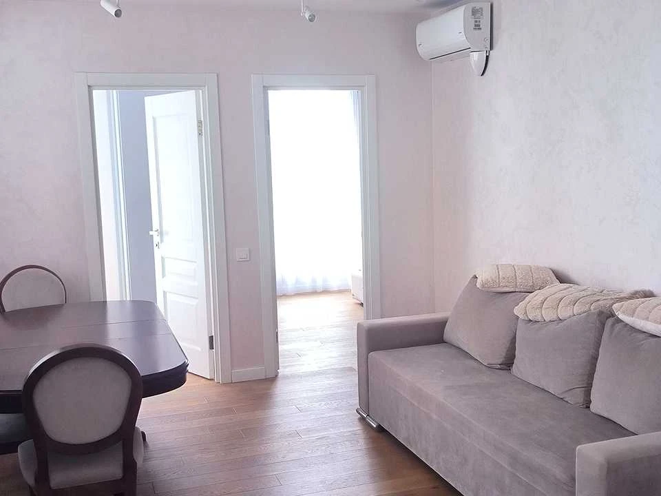 Apartment. Volodymyr Veliky Street, Lviv