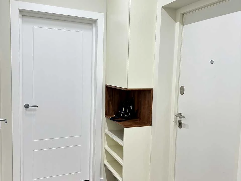Apartment. Nabreshne-Rybalskaya Street, Kyiv