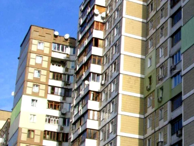 Apartment. Mykoly Ushakova st., Kyiv