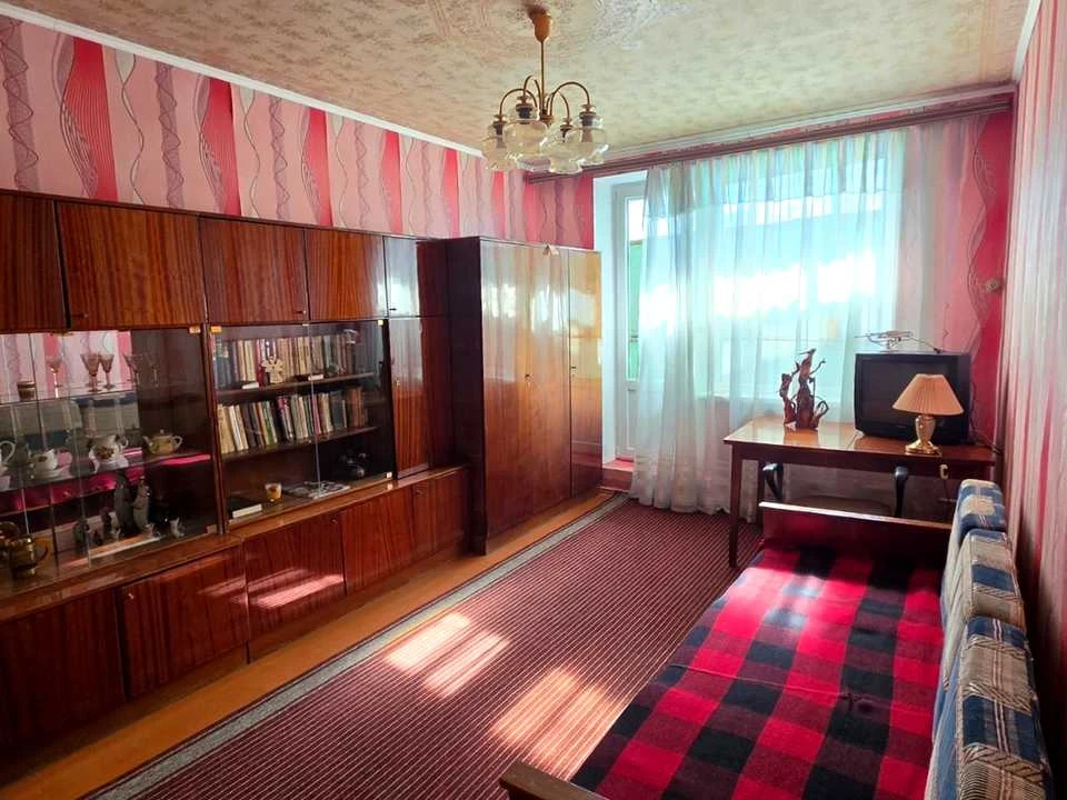 Квартира. Харків, Поздовжня вулиця