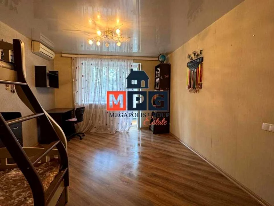 Квартира. Харьков, улица Каденюка