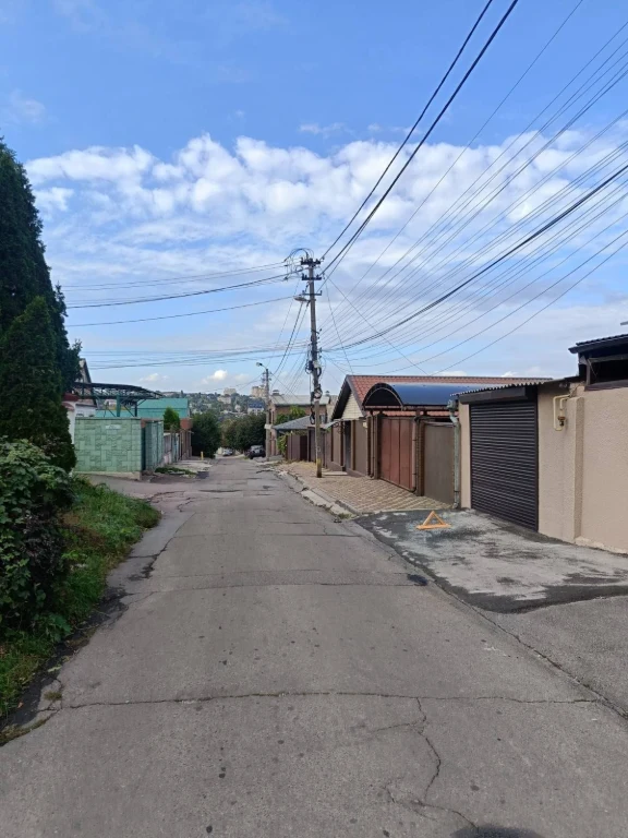 For sale house in the area of Science Avenue (Gagarin)