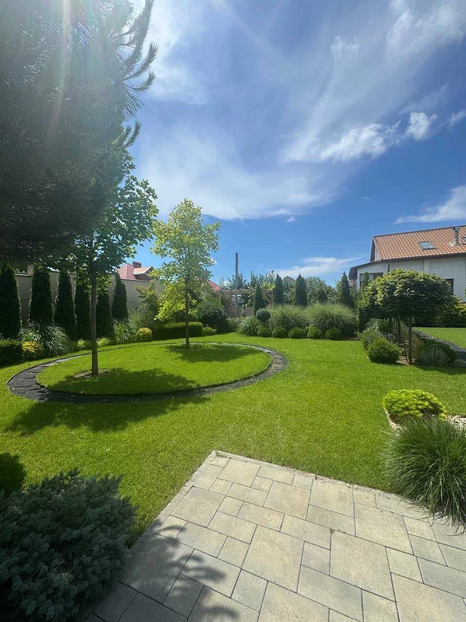For Sale House in Tiyrova, Zolotaya Gorka 289 m² 15 acres