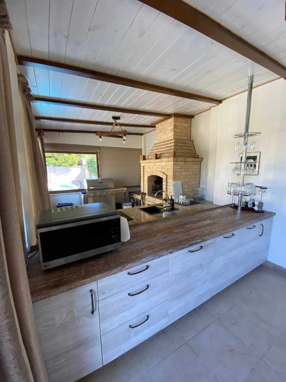 For Sale House in Tiyrova, Zolotaya Gorka 289 m² 15 acres