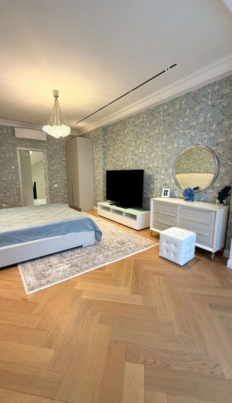 Элитный дом с эксклюзивным дизайном, улица Куприна, вторая л