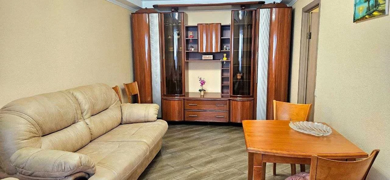 For sale, 2 rooms, Borodinsky microdistrict, fully furnished