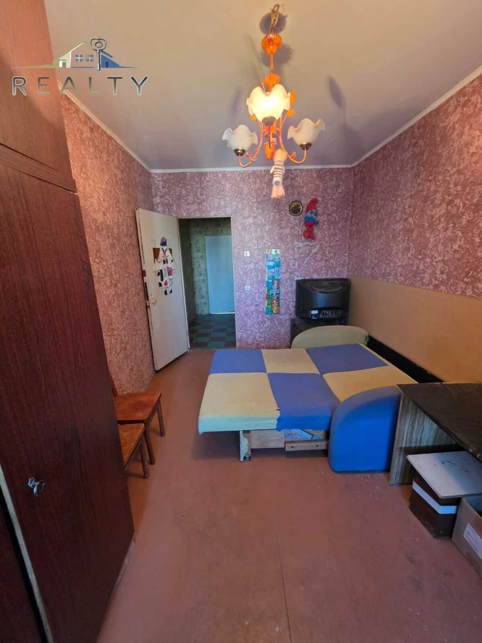 Продажа 4-комнатной квартиры. Район Хортица (213-424-042)