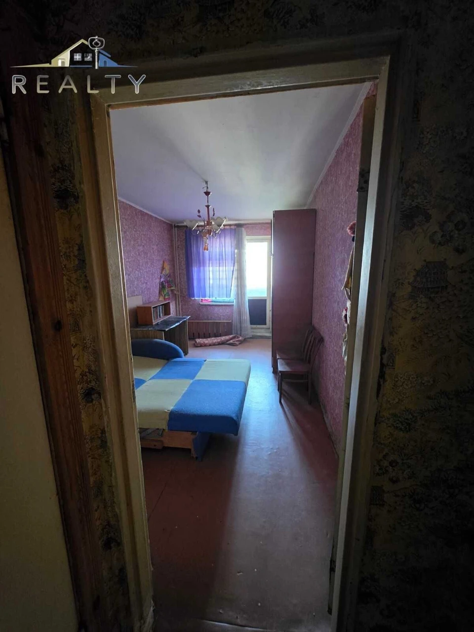 Продажа 4-комнатной квартиры. Район Хортица (213-424-042)