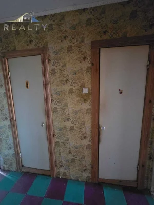 Продажа 4-комнатной квартиры. Район Хортица (213-424-042)