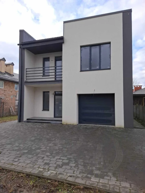 Selling a ready-made house near Lake in Ivano-Frankivsk / Street