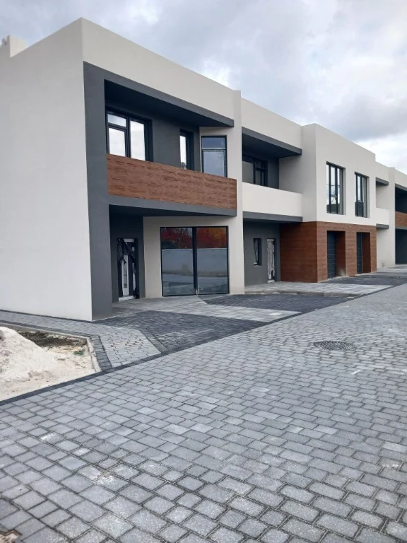 For Sale Townhouse, Cascade 135 sq.m.