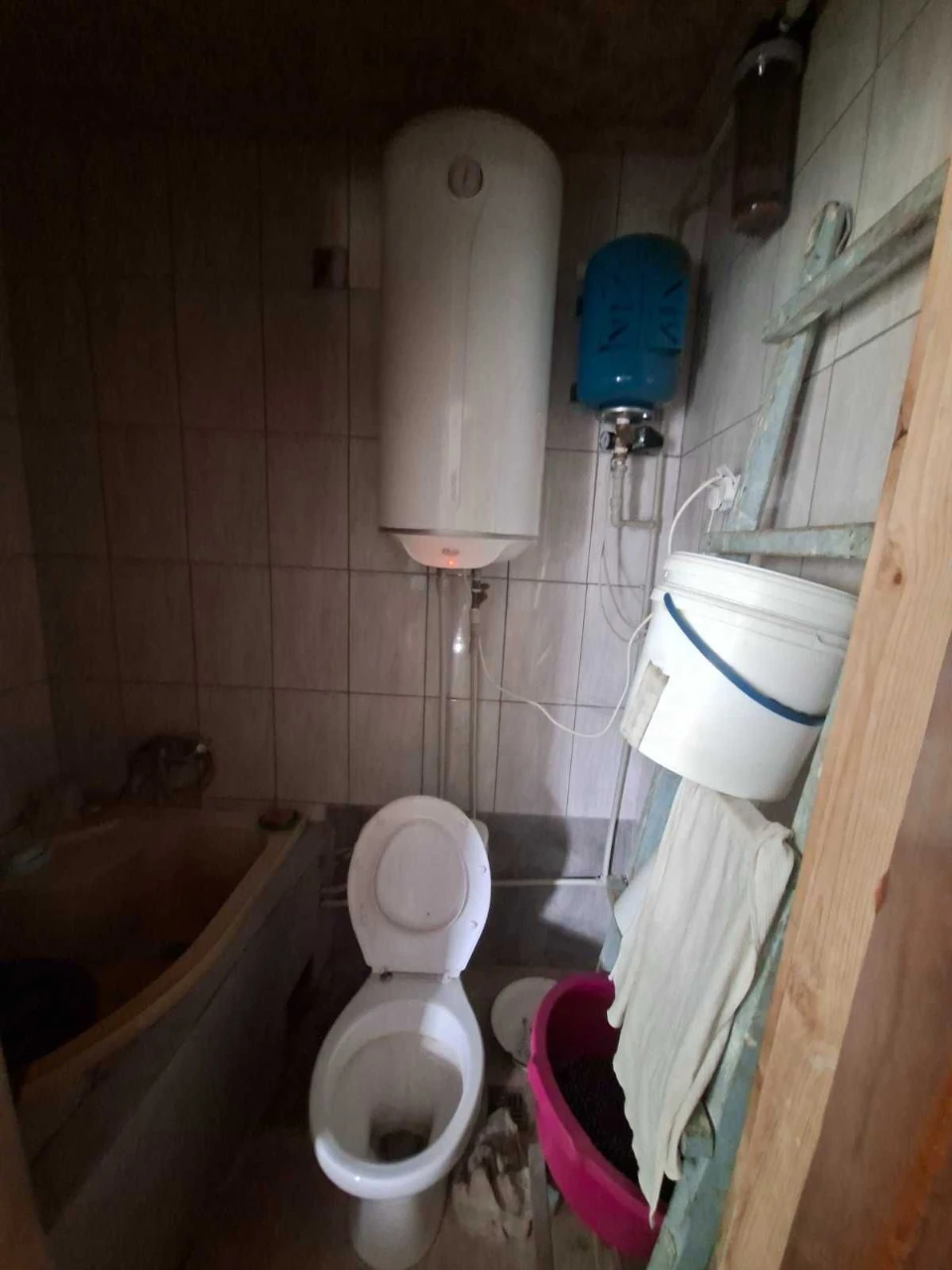 Budget-Friendly House with Amenities in the Suburbs of Poltava!