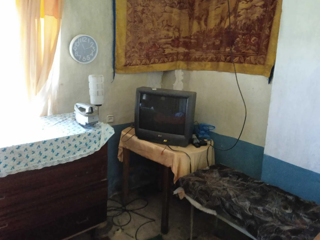 Budget-Friendly House with Amenities in the Suburbs of Poltava!