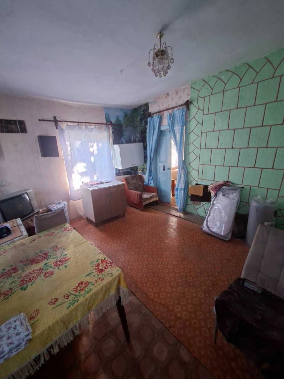 Budget-Friendly House with Amenities in the Suburbs of Poltava!