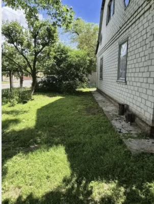 Brick house for sale without interior finishing