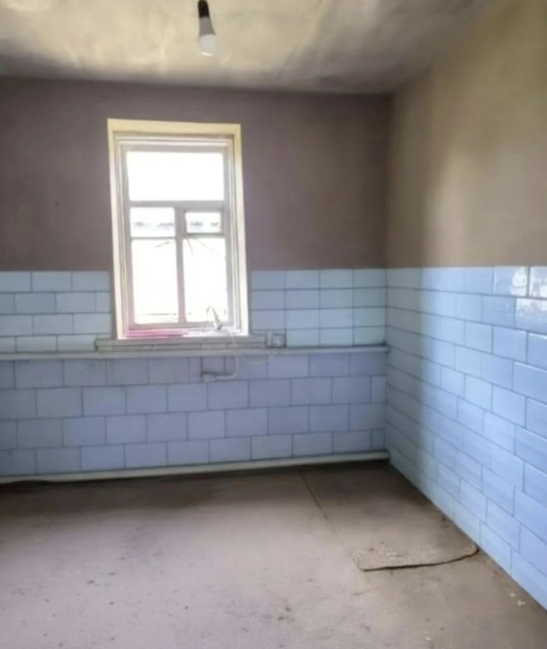 Brick house for sale without interior finishing