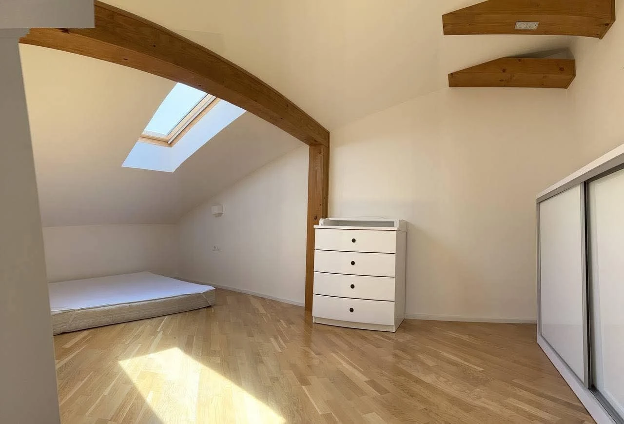 Sale of a 3-bedroom apartment / center / Podgradska