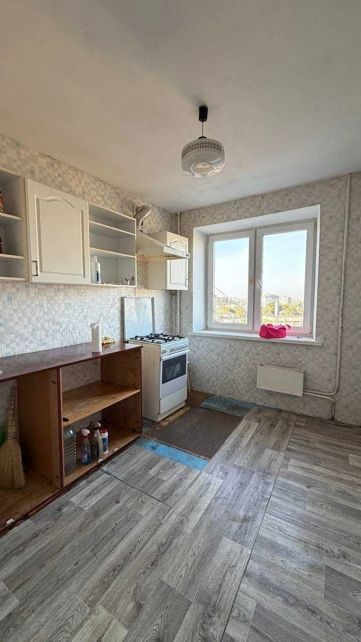 Продажа трехкомнатной квартиры в центре